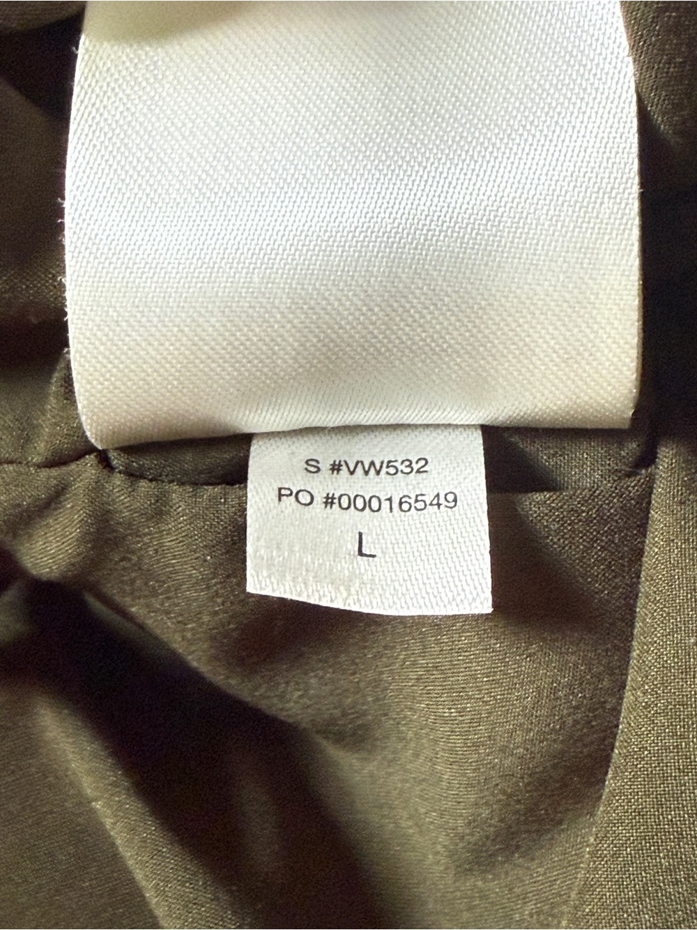 Vuori Women’s Canyon Insulated Jacket in Olive. Size L - Picture 7 of 8